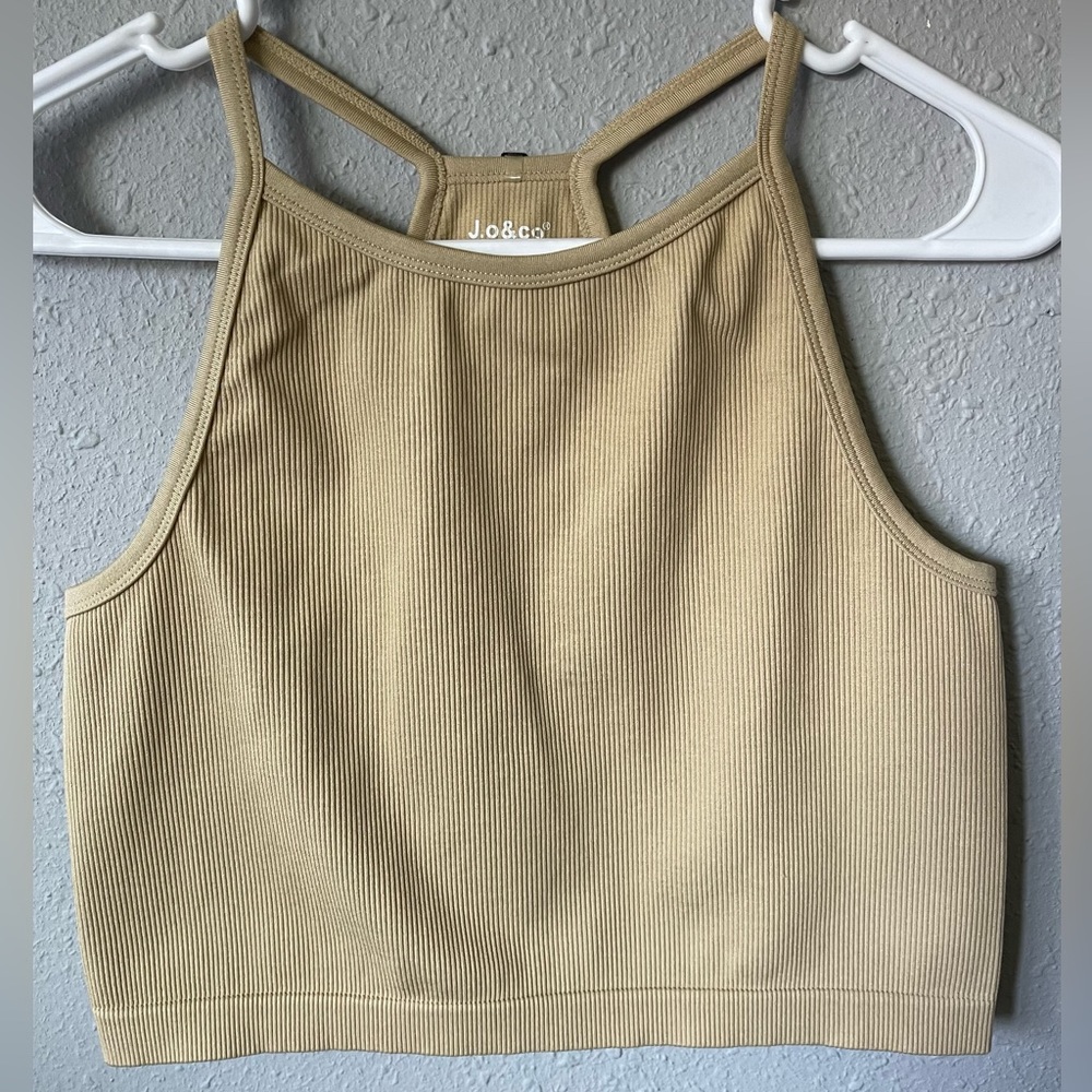 NWT Jo&Co Ribbed Cropped Top Size Medium-Large Beige Color Stretch Material